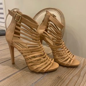 HOT SALE NUDE STRAPPY HEELS